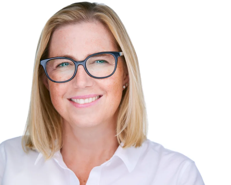 Isolde Baylor - Professional financial services photographer serving King of Prussia PA