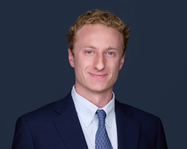 Professional financial services headshot example 4 - King of Prussia photography by Images by IBA