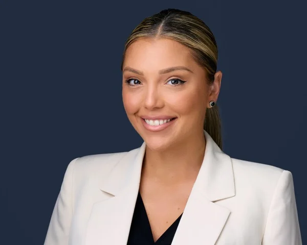 Professional financial services headshot example 5 - King of Prussia photography by Images by IBA